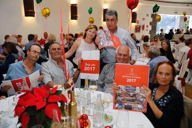 Tradicional cena de los mayores de Teguise