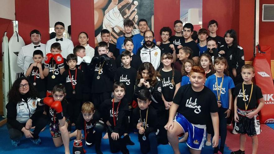 Alto nivel de kickboxing entre los más jóvenes en Ibiza