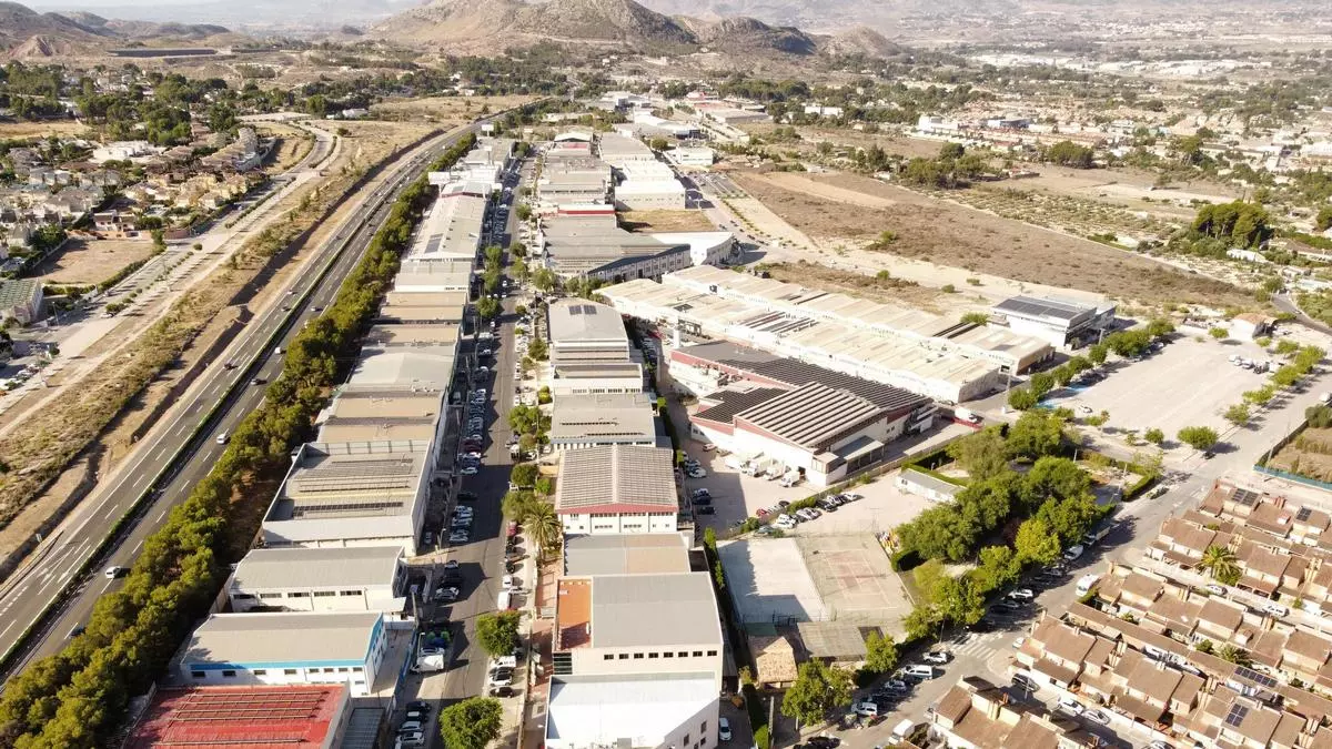 Petrer recibe una subvención de 650.000 euros para mejorar y modernizar las áreas industriales