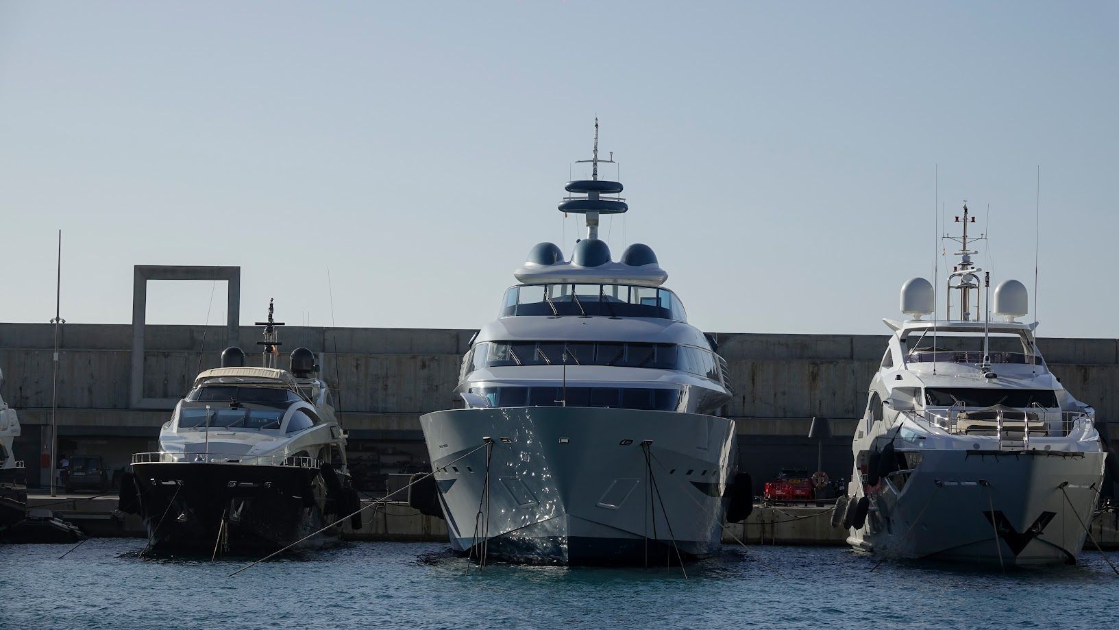 FOTOS | Así es el yate 'Alamshar' del Aga Khan, atracado en Mallorca