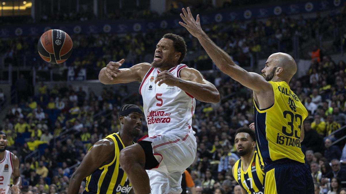 El Valencia Basket no tuvo opciones ante el Fenerbahçe