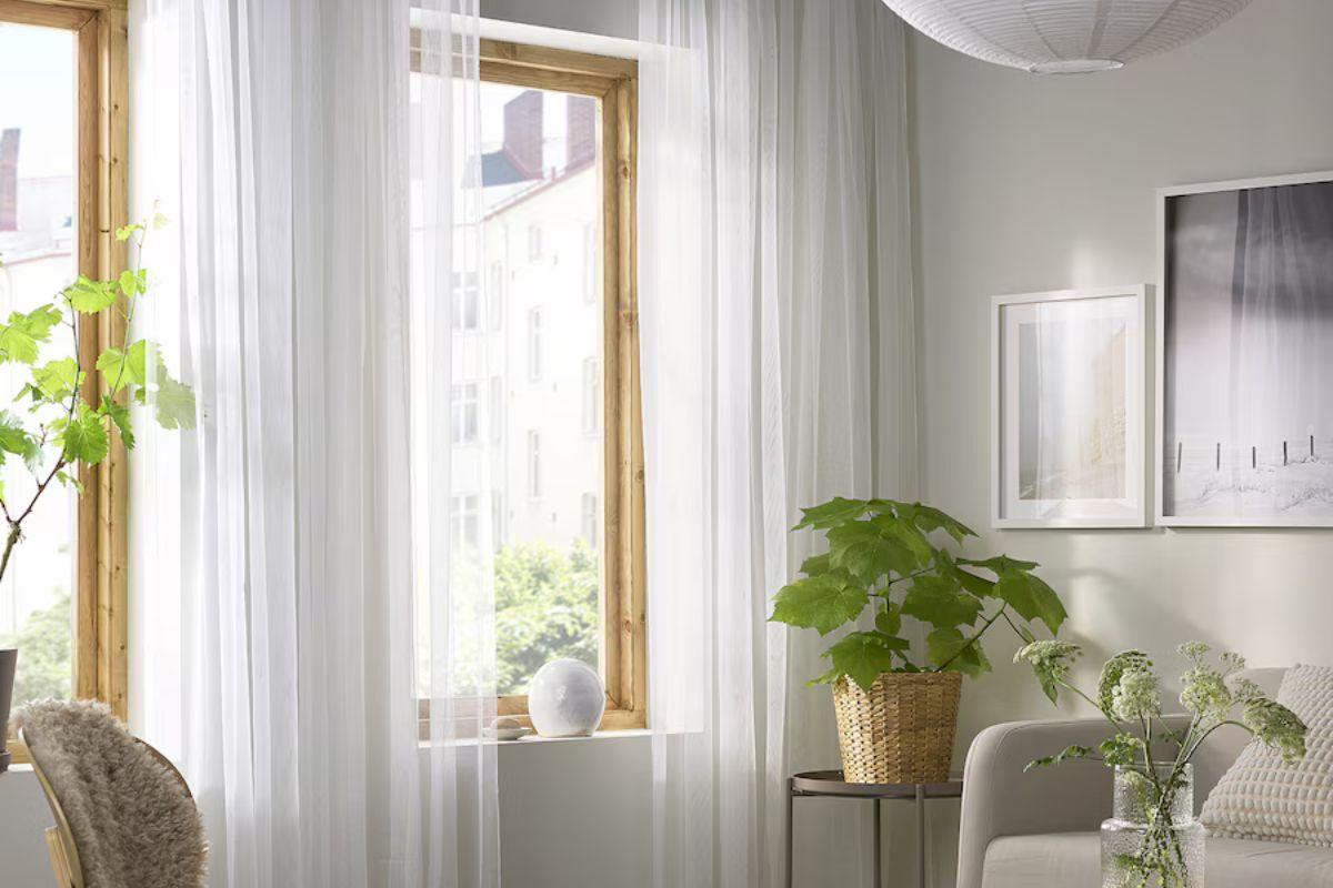 Cortinas de Ikea de red.