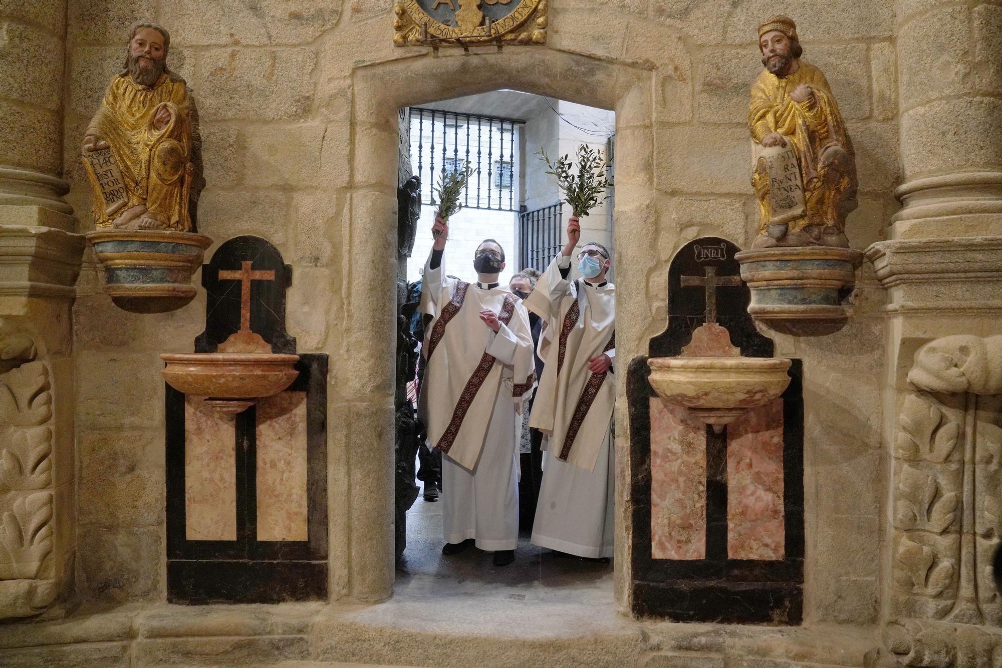 Apertura de la Puerta Santa de la catedral de Santiago de Compostela, acto que marca el inicio del Xacobeo 2021.