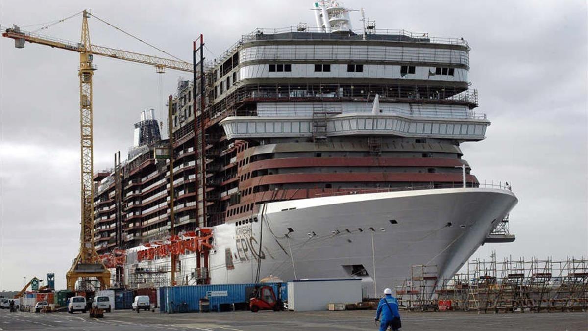 Un buque de los astilleros de Saint Nazaire