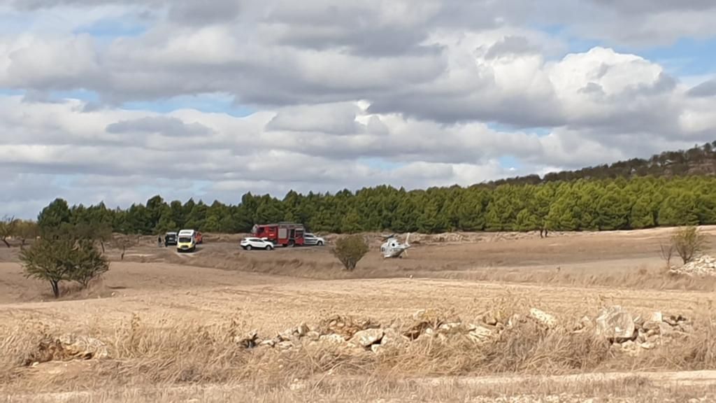 Rescatan a una mujer tras sufrir una caída por el viento en el poblado ibérico de Ayora