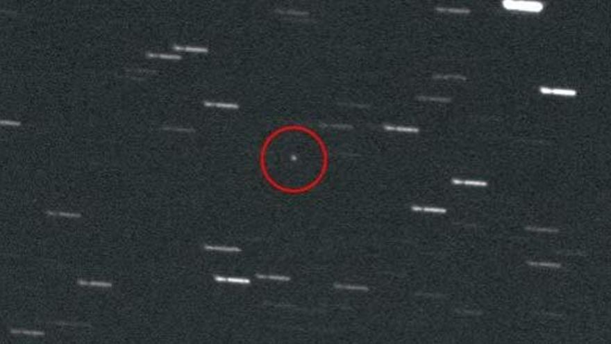 El asteroide DA14 se despide de la Tierra tras la expectación