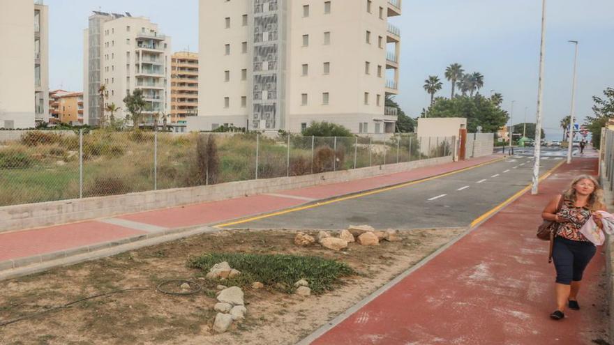 Torrevieja licita ahora por 5,5 millones de euros las obras del polideportivo de La Mata