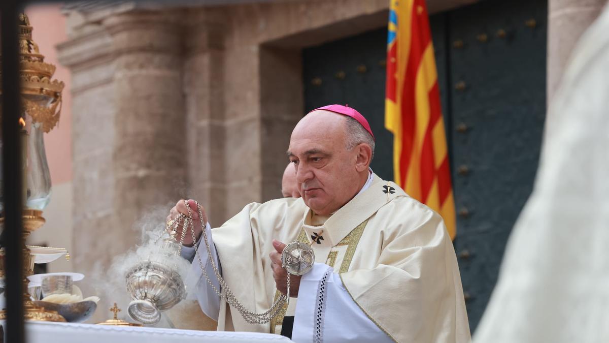 Todas las fotos de la Missa d'Infants en la plaza de la Virgen