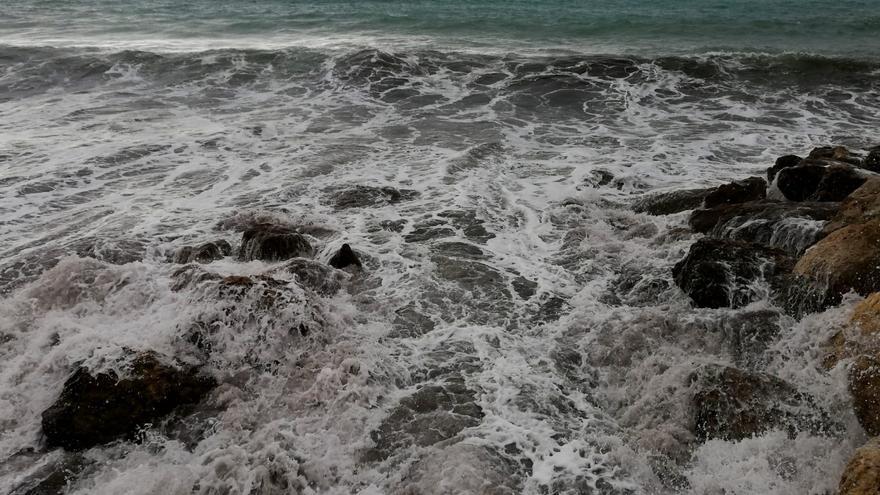 La borrasca Blas amenaza con adquirir características de huracán tropical