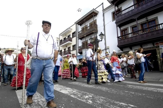 ROMERIA ROCIERA Y OFRENDA A LA VIRGEN