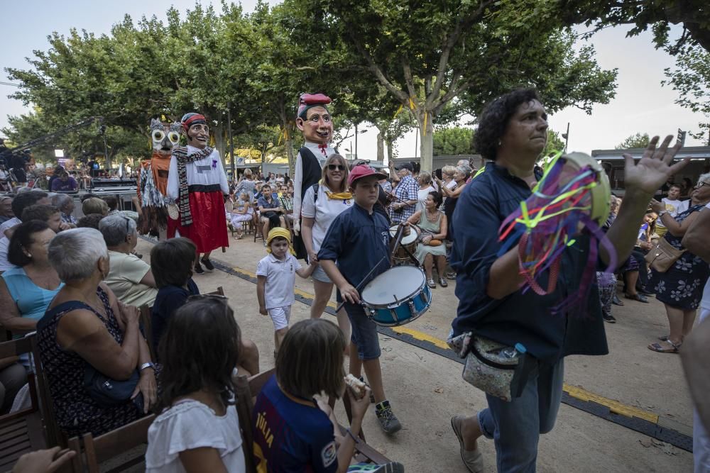 Els gegants i el pregó obren la festa major de Sant Feliu de Guíxols