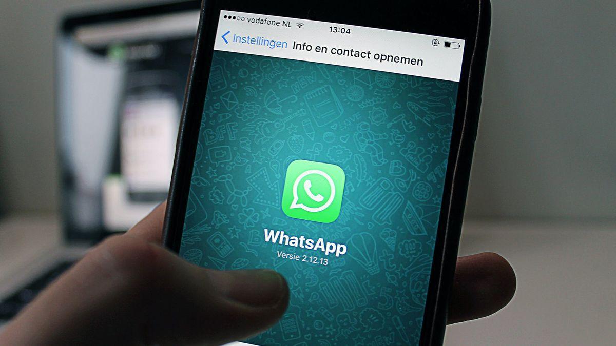 App de WhatsApp en un mòbil