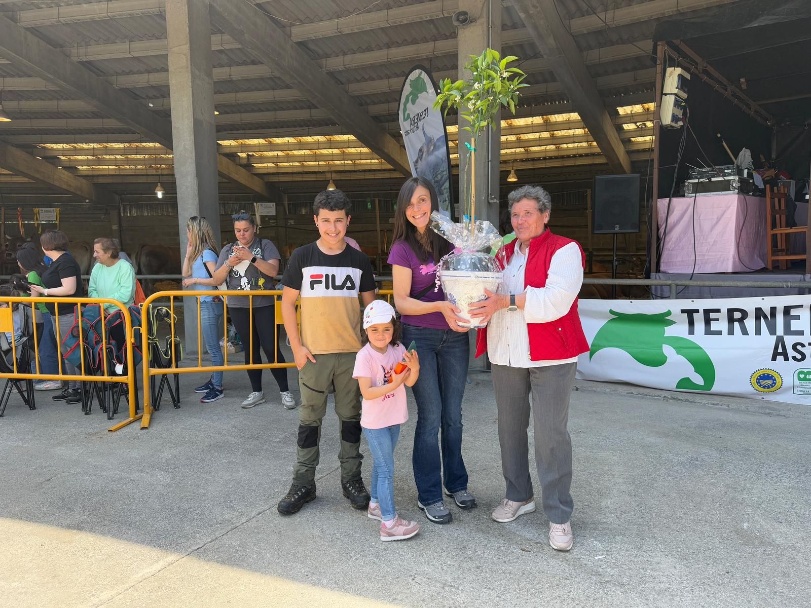 Así ha sido la entrega de premios del XI Certamen de Ganado Vacuno de Asturiana de los Valles de Grado
