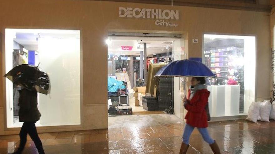 Decathlon abre este jueves una tienda en la calle Nueva - La Opinión de  Málaga