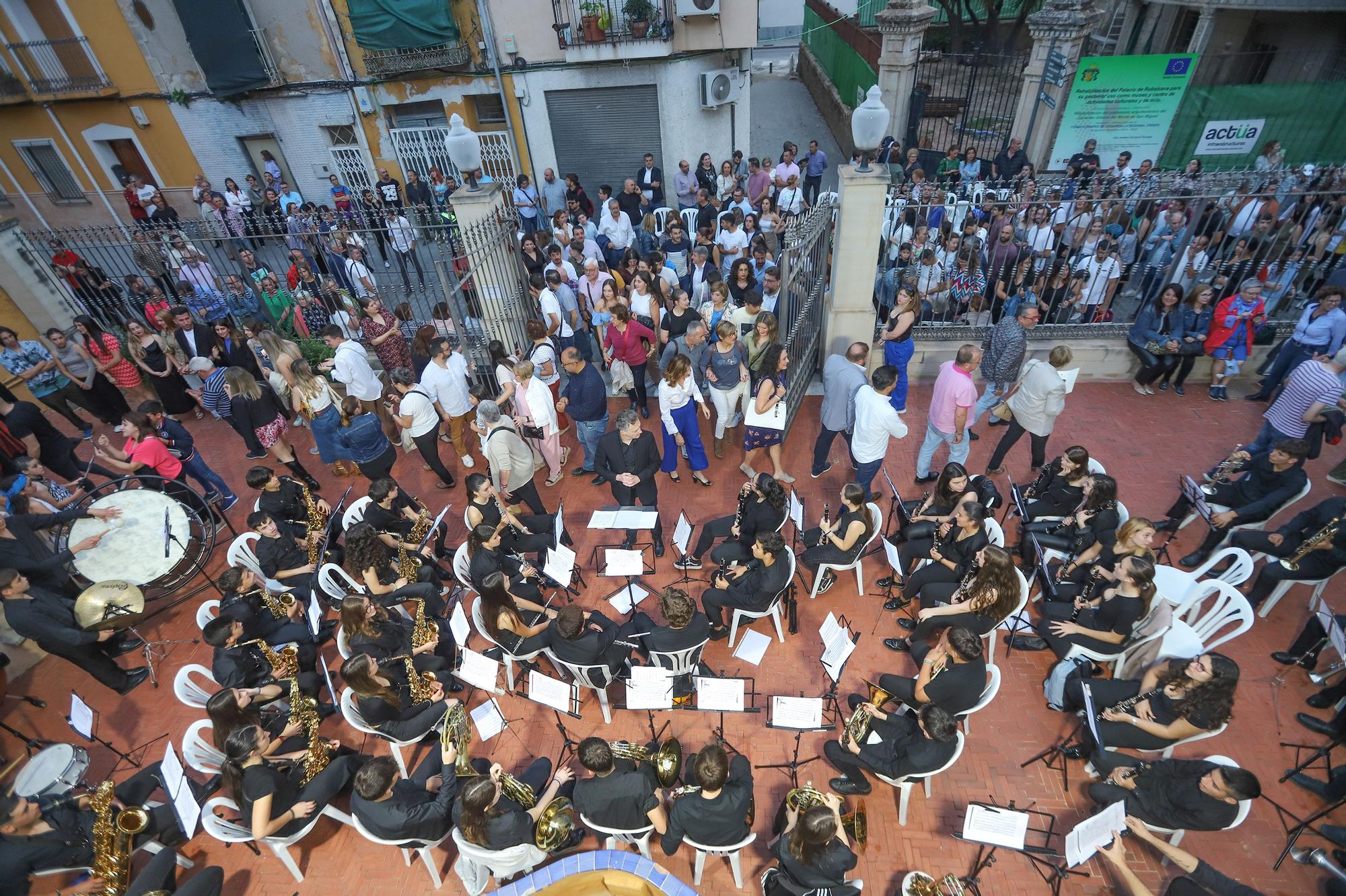 Presentación cartel Moros y Cristianos Orihuela 2023