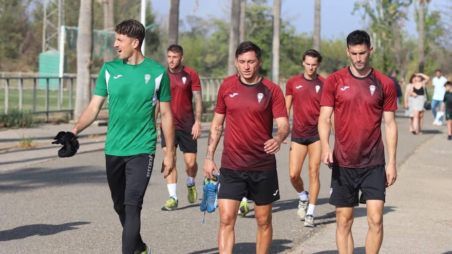 El Córdoba CF prepara el arranque de la Liga: el entrenamiento, en imágenes