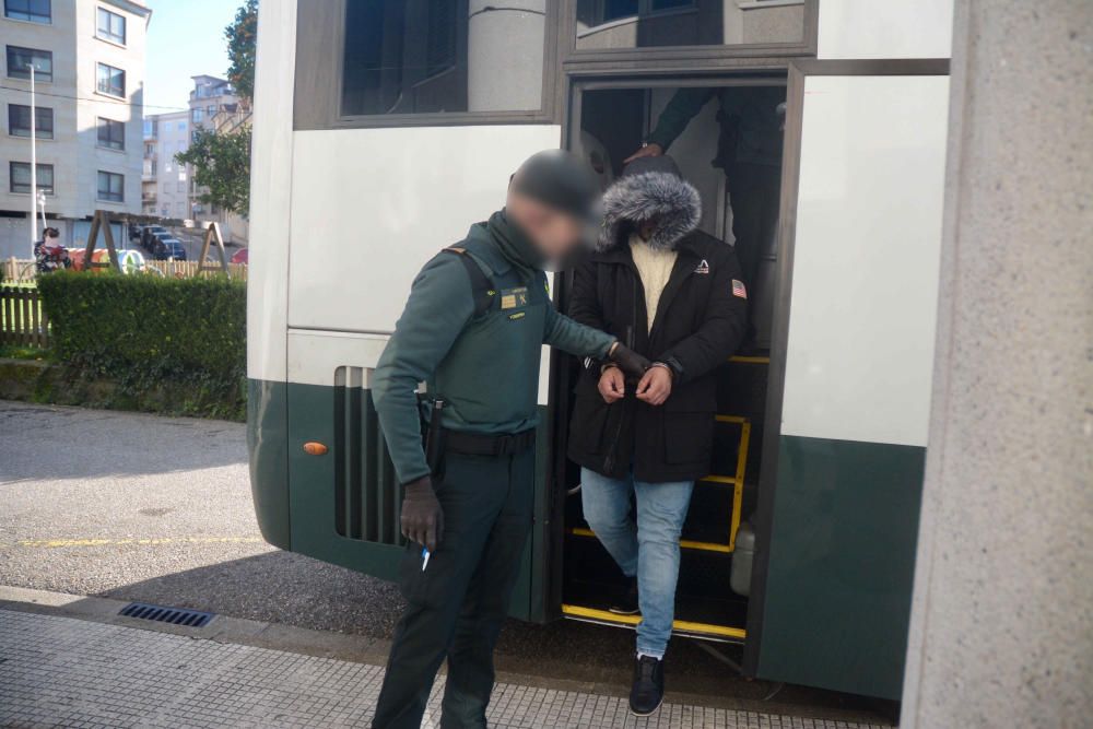 Narcotráfico en Galicia | Prisión para cinco de los detenidos en la redada en O Vao