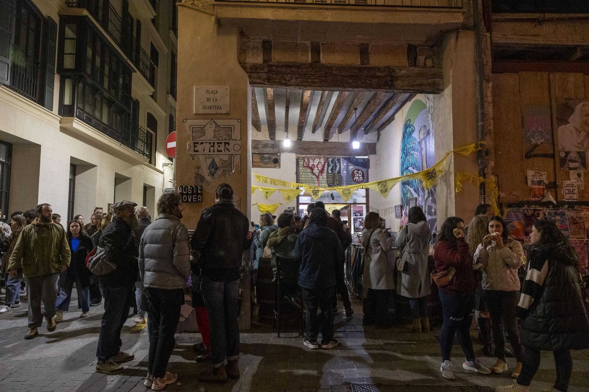 Palma celebra las 'Llonguetades' de Sant Sebastià
