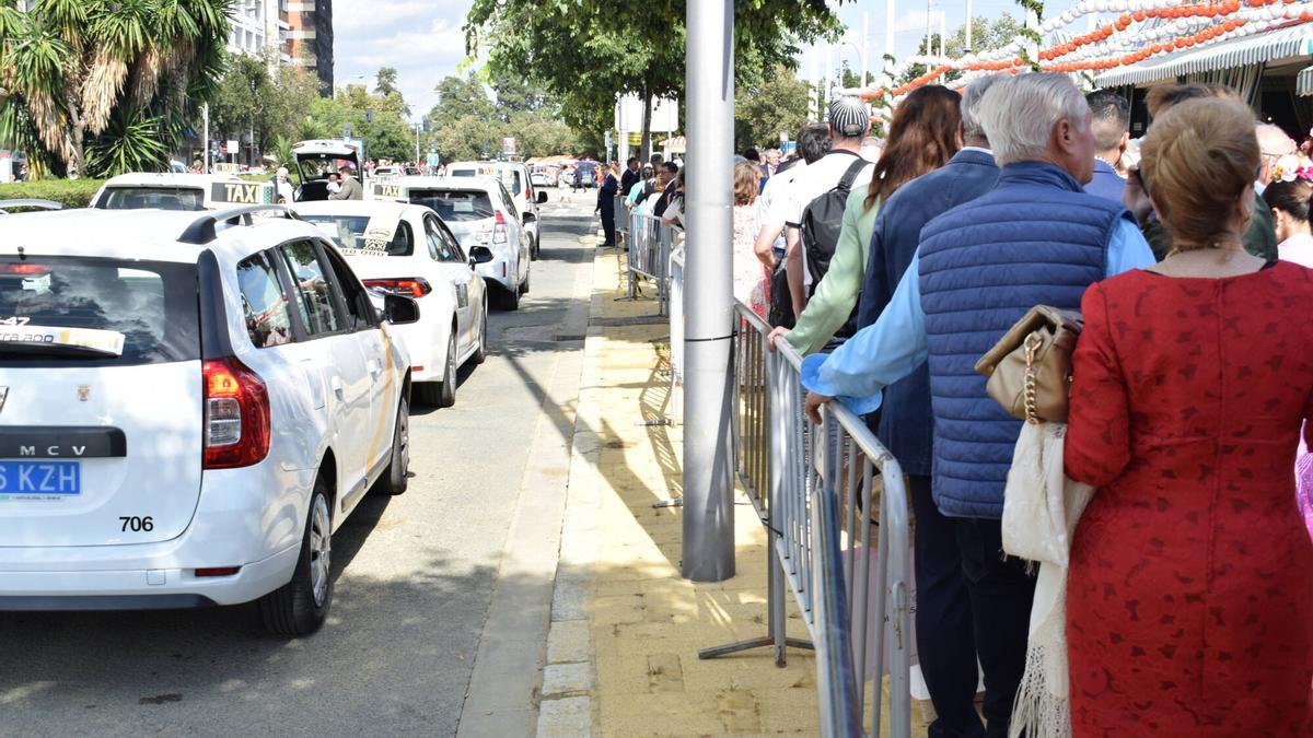 Los precios de los taxis en Sevilla suben en 2026, con otra tarifa en el lunes de Feria