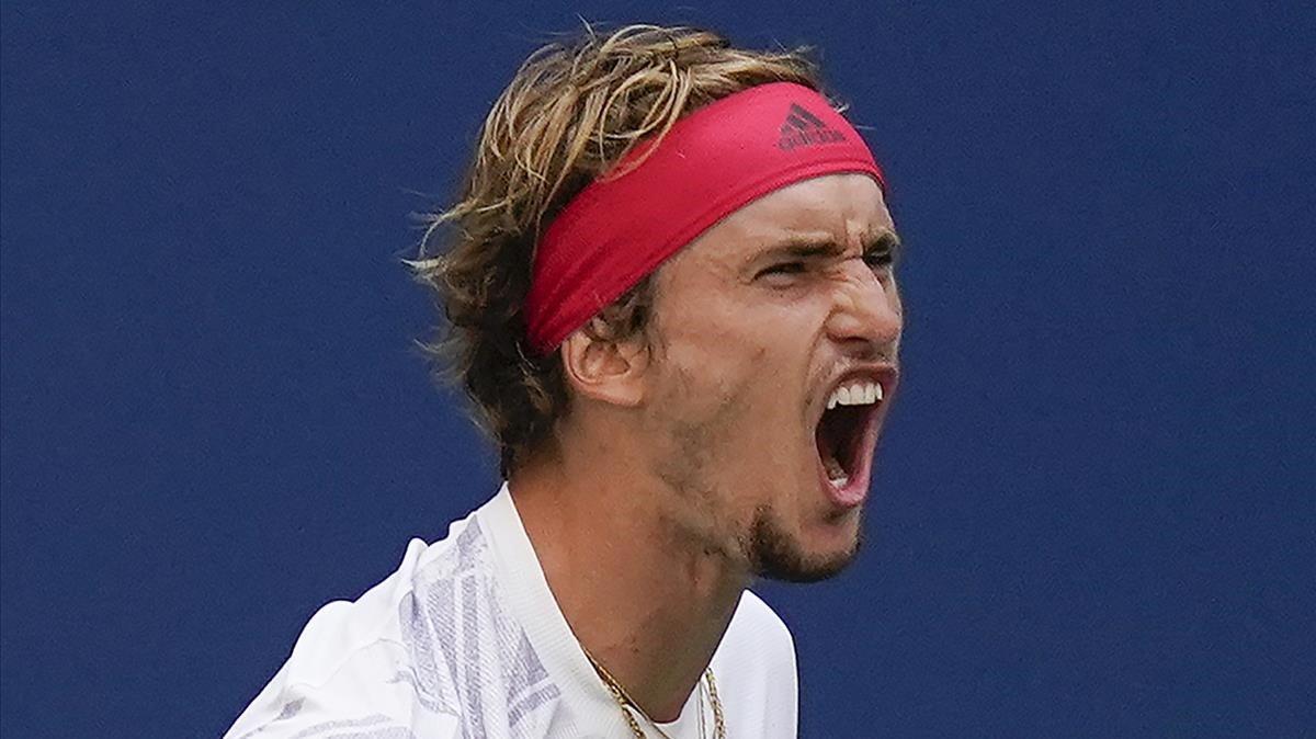 zentauroepp54836575 alexander zverev  of germany  reacts during a match against 200910184316