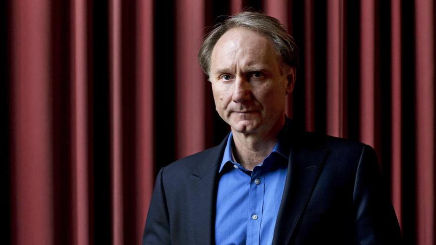 Dan Brown busca su Santo Grial en la literatura infantil