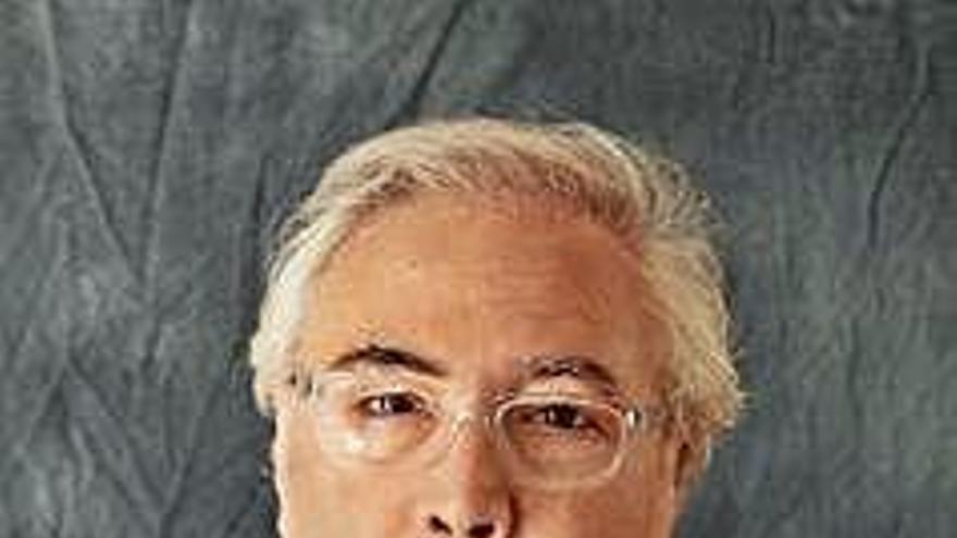 Manuel Castells