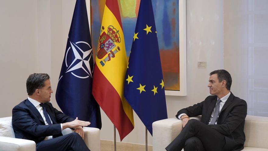 ペドロ・サンチェス政府大統領がモンクロア宮殿でマーク・ルッテNATO事務総長を迎える。