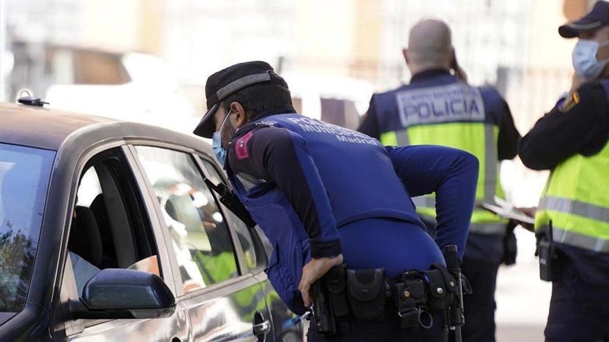 Un hombre acuchilla a otro en Usera: cinco detenidos ya por el asesinato en Madrid