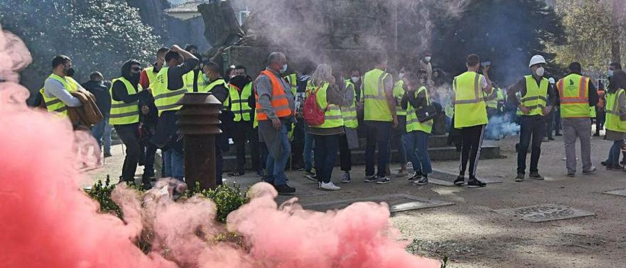 Trabajadores y auxiliares de Ence endurecen el conflicto | // GUSTAVO SANTOS