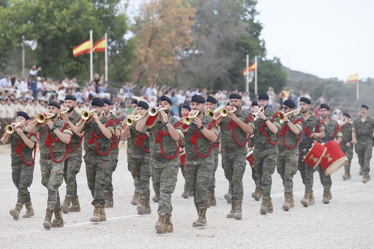 Despedida del contingente de la Brigada Guzmán el Bueno con misión en Letonia