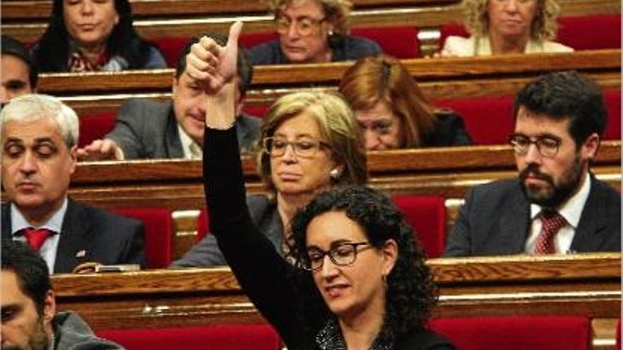 Marta Rovira de JxSí durant la sessió del Parlament.