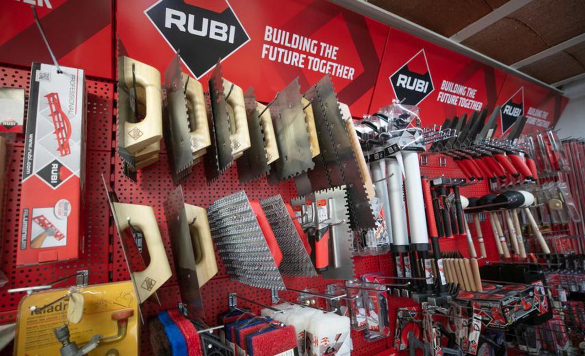 Todo tipo de artículos para construcción.