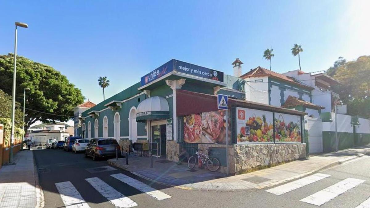 El supermercado de Tafira donde tuvo lugar el atraco.