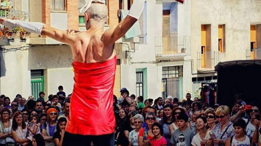 Teatro, circo, mágia y títeres para toda la familia, en Eslida