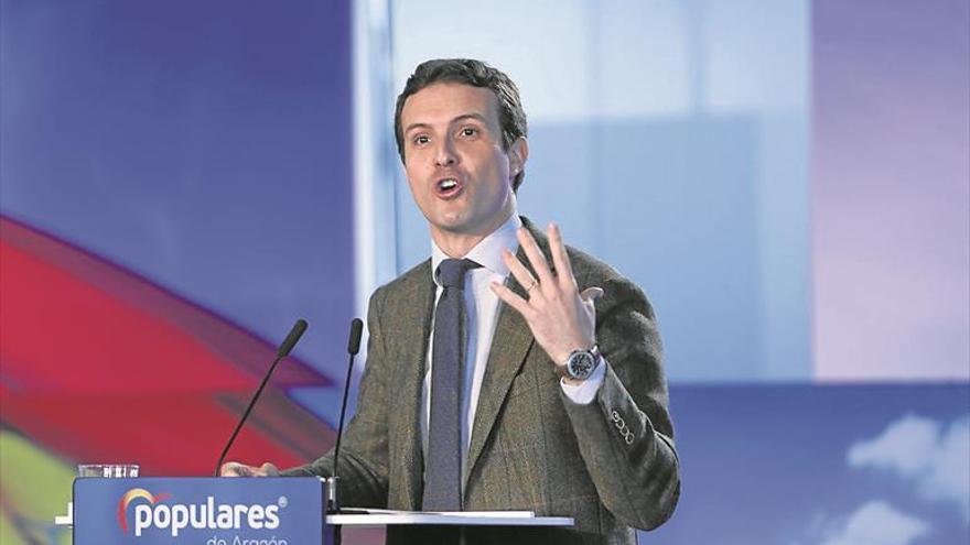 Casado anuncia en Zaragoza «una revolución fiscal»