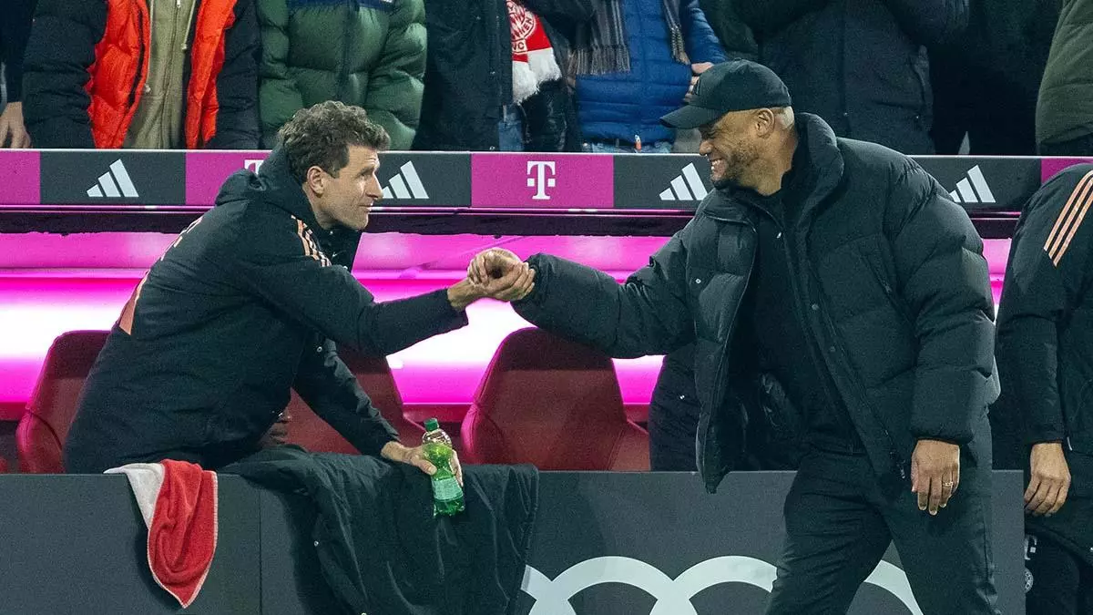 Kompany admite que no ha habido conversaciones sobre el nuevo contrato de Müller