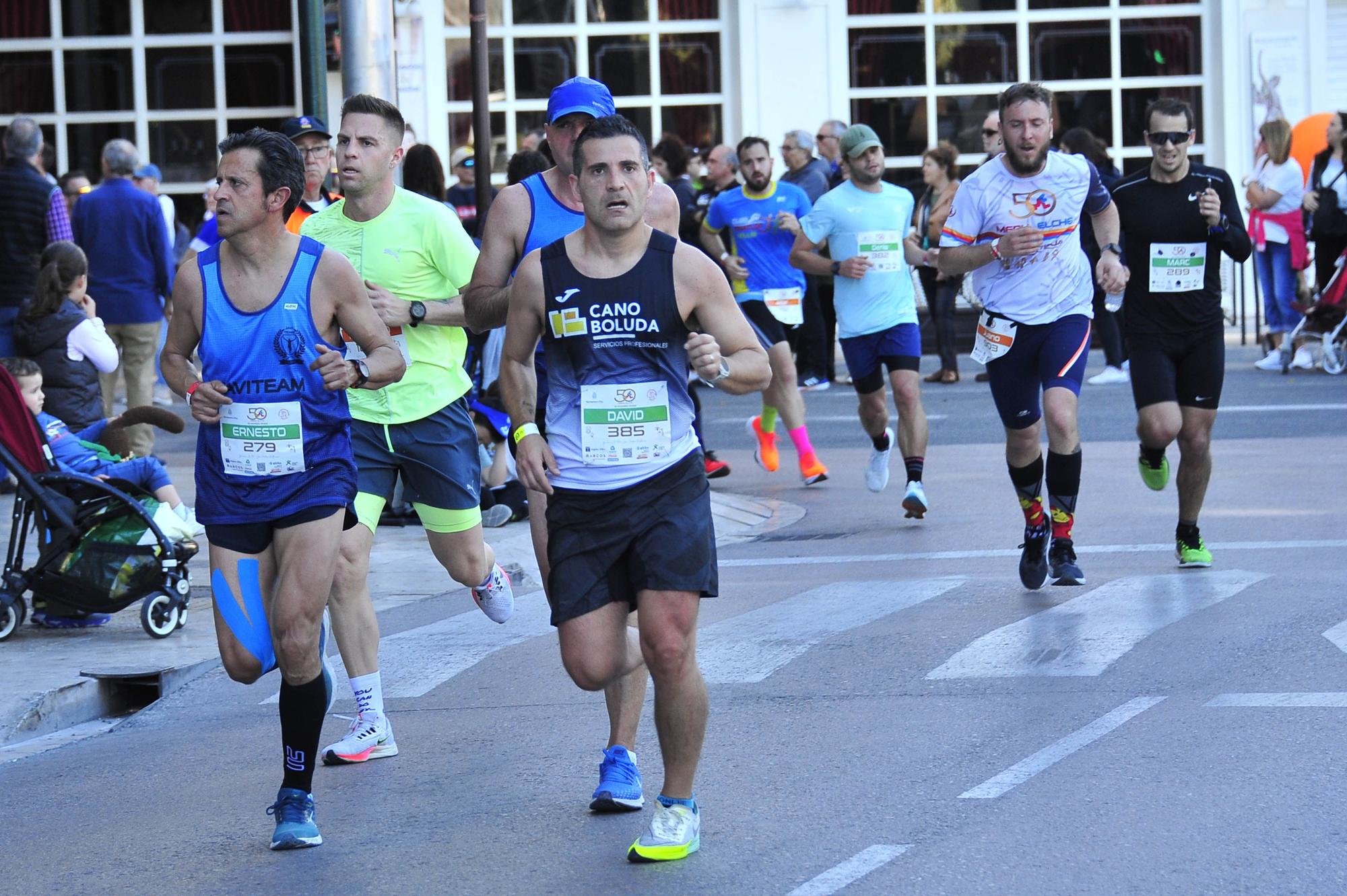 Un Medio Maratón de Elche marcado por el calor