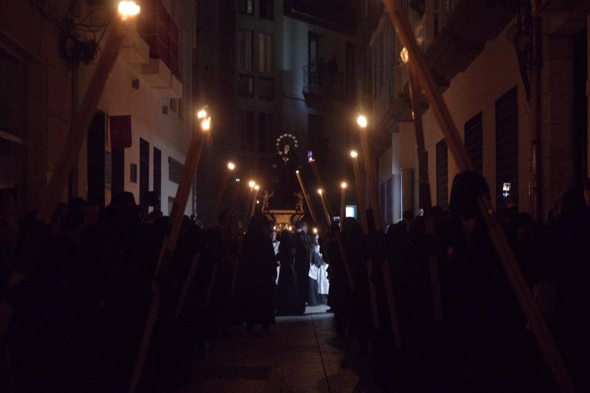 Salida procesional de Servitas este Viernes Santo de 2026.