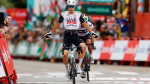 Juan Ayuso consigue una segunda victoria en la Vuelta.