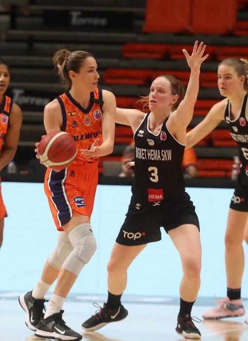 Las mejores imágenes del Valencia Basket - Basket Hema SKW