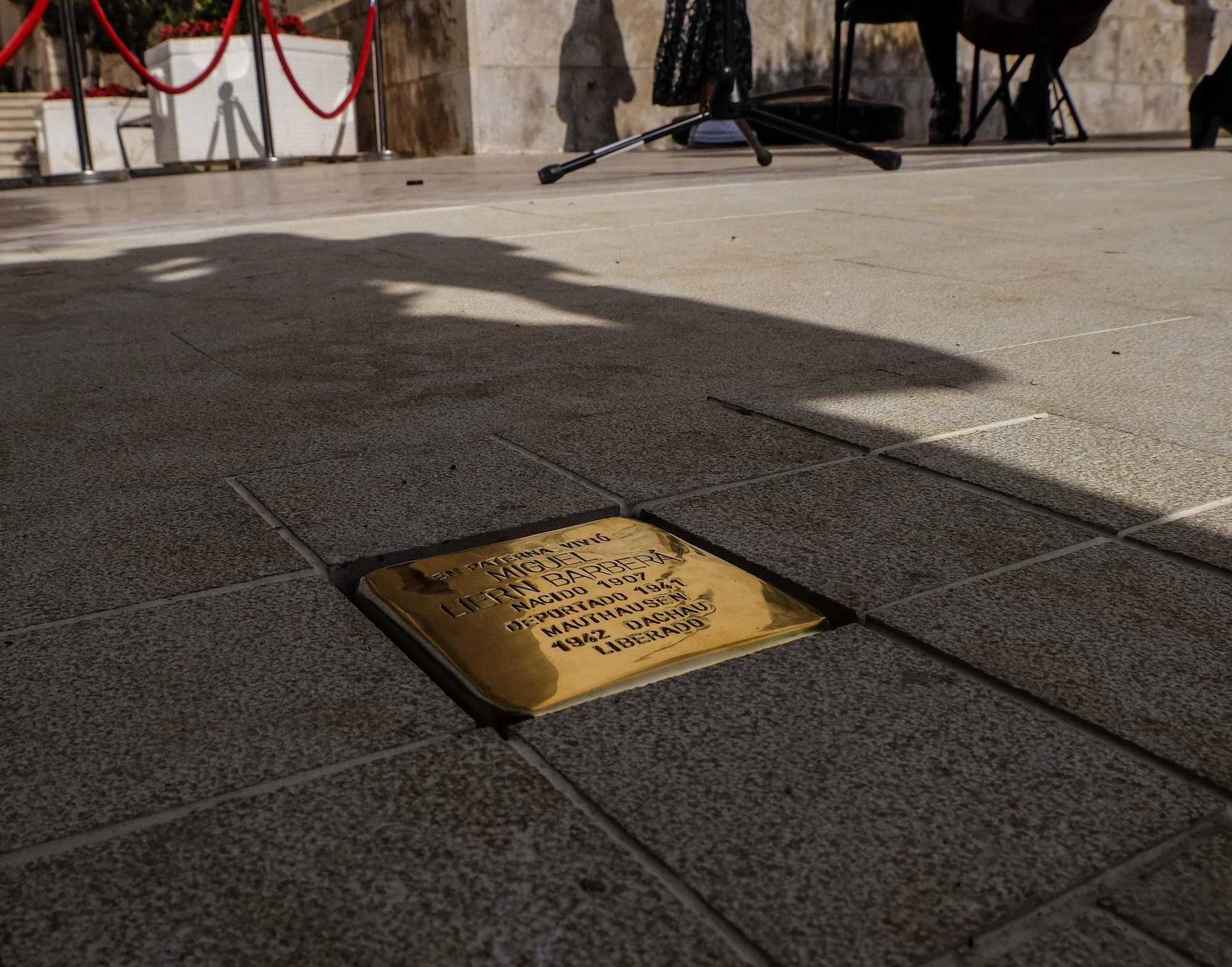 Piedras del Tropiezo para homenajear a los tres paterneros en Mauthausen