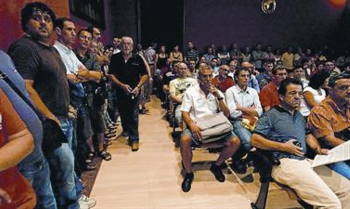 Transportistes de Barcelona, en el judici celebrat aquest mes al Tribunal Superior de Justícia de Catalunya per la pujada salarial. Transportistes de Barcelona, en el judici celebrat aquest mes al Tribunal Superior de Justícia de Catalunya per la pujada salarial.