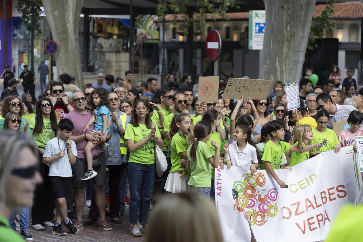 Docents en una de les protestes celebrades a Xàtiva amb motiu de la vaga indefinida.