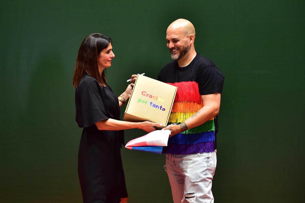 Fotogalería | Acto institucional del Orgullo LGBTI+ en Plasencia