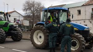 Els transportistes autònoms s’aturen en suport als agricultors