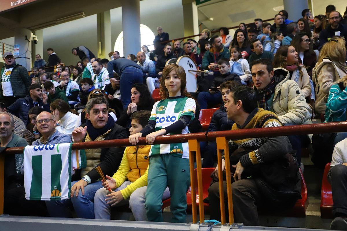 Coto Córdoba Baloncesto-Portuense: el partido de Liga EBA en imágenes