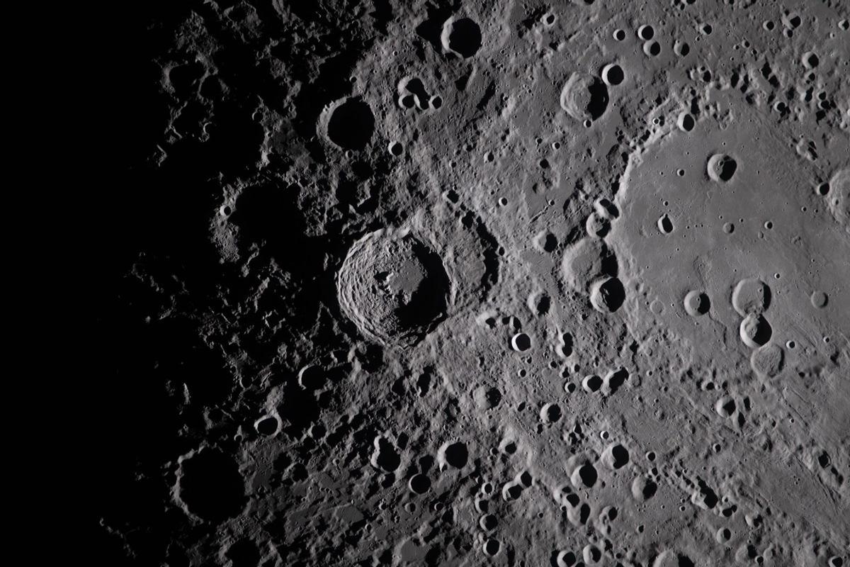 EN IMÁGENES: Las fotos tomadas de la Luna y la Tierra desde la misión Artemis