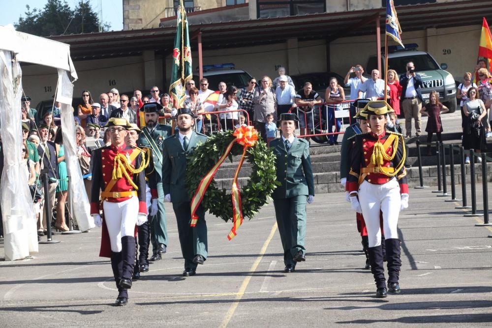 Actos del Día de la Hispanidad en la comandancia de la Guardia Civil de Gijón