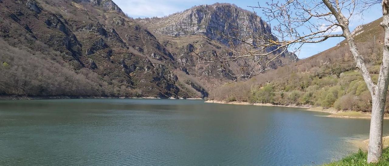 El embalse de Tanes. | LNE