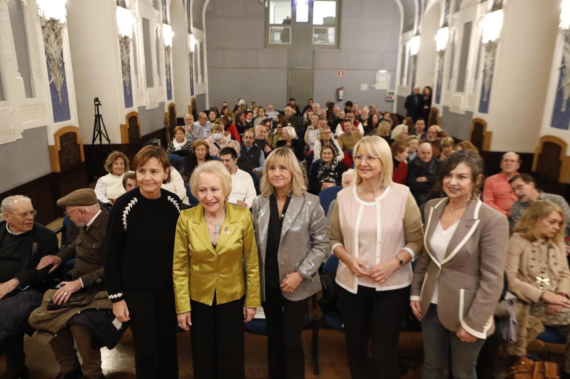 La Asociación Belenista de Gijón clausura la Navidad con premios (en imágenes)